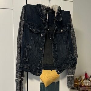 FREE PEOPLE Denim Jean Jacket w/ detachable hood